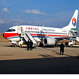 吴圩机场物流航空快运业稳步发展的原因是什么？